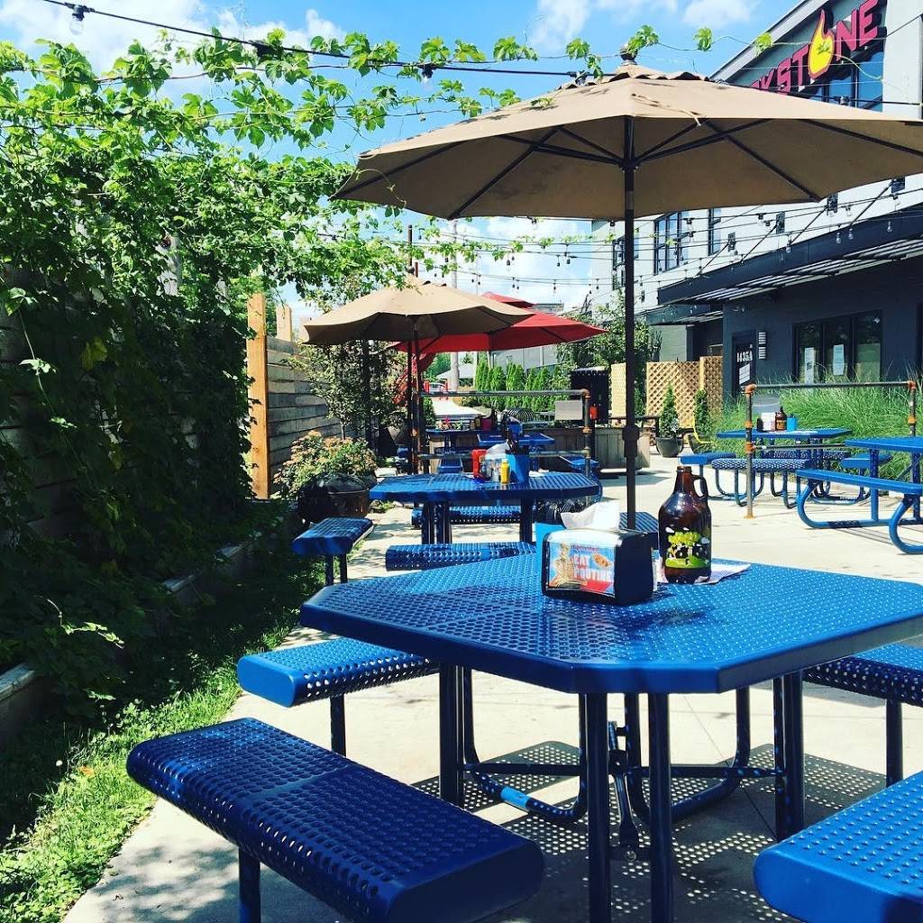 Big Lug Canteen | restaurant | 1435 E 86th St, Indianapolis, IN 46240, USA | 3176723503 OR +1 317-672-3503