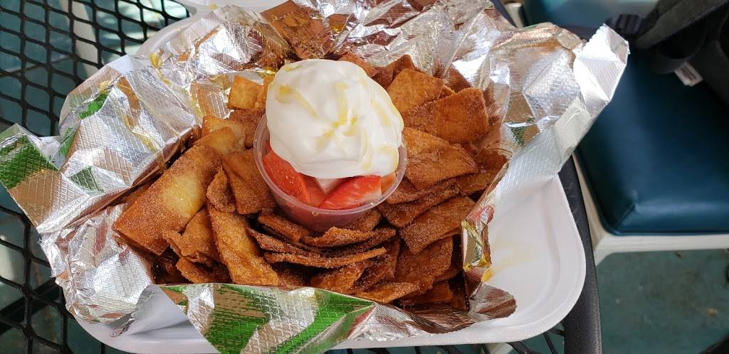 El Amigo Mexican Restaurant | restaurant | 227 Summit St, Crescent City, FL 32112, USA | 3866982326 OR +1 386-698-2326