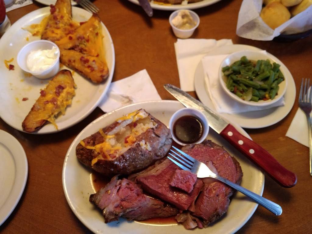 Texas Roadhouse | restaurant | 7240 Walton St, Rockford, IL 61108, USA | 8152271283 OR +1 815-227-1283