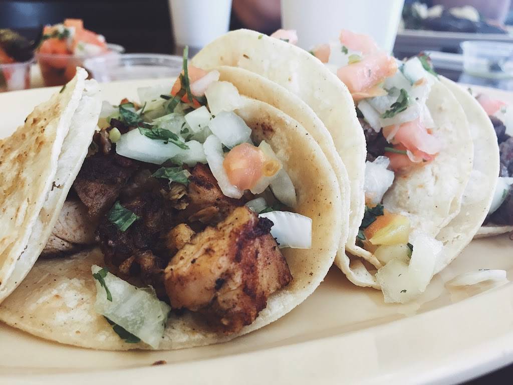 CASA FRESH MEXICAN GRILL & BURGERS | restaurant | 177 N Raymond Ave, Fullerton, CA 92831, USA | 7148693137 OR +1 714-869-3137