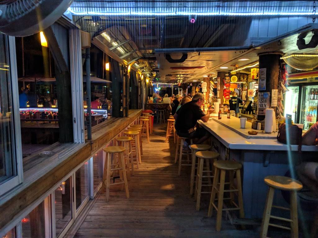 Bonita Bills Waterfront Cafe | cafe | 702 Fishermans Wharf, Fort Myers Beach, FL 33931, USA | 2394636119 OR +1 239-463-6119