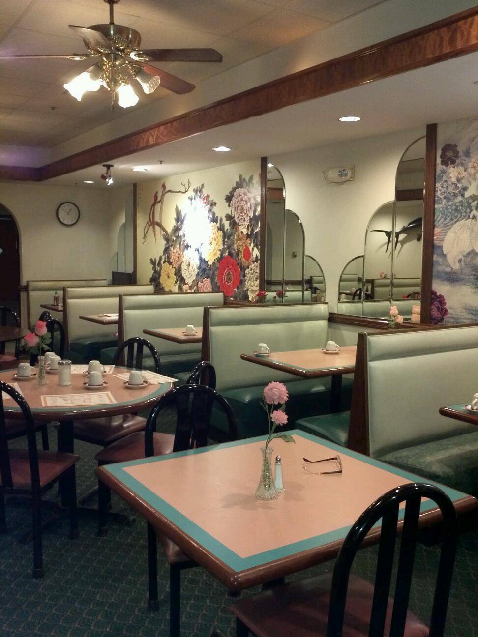 Henry Yees Kitchen | restaurant | 1822 E Belvidere Rd, Grayslake, IL 60030, USA | 8472238338 OR +1 847-223-8338