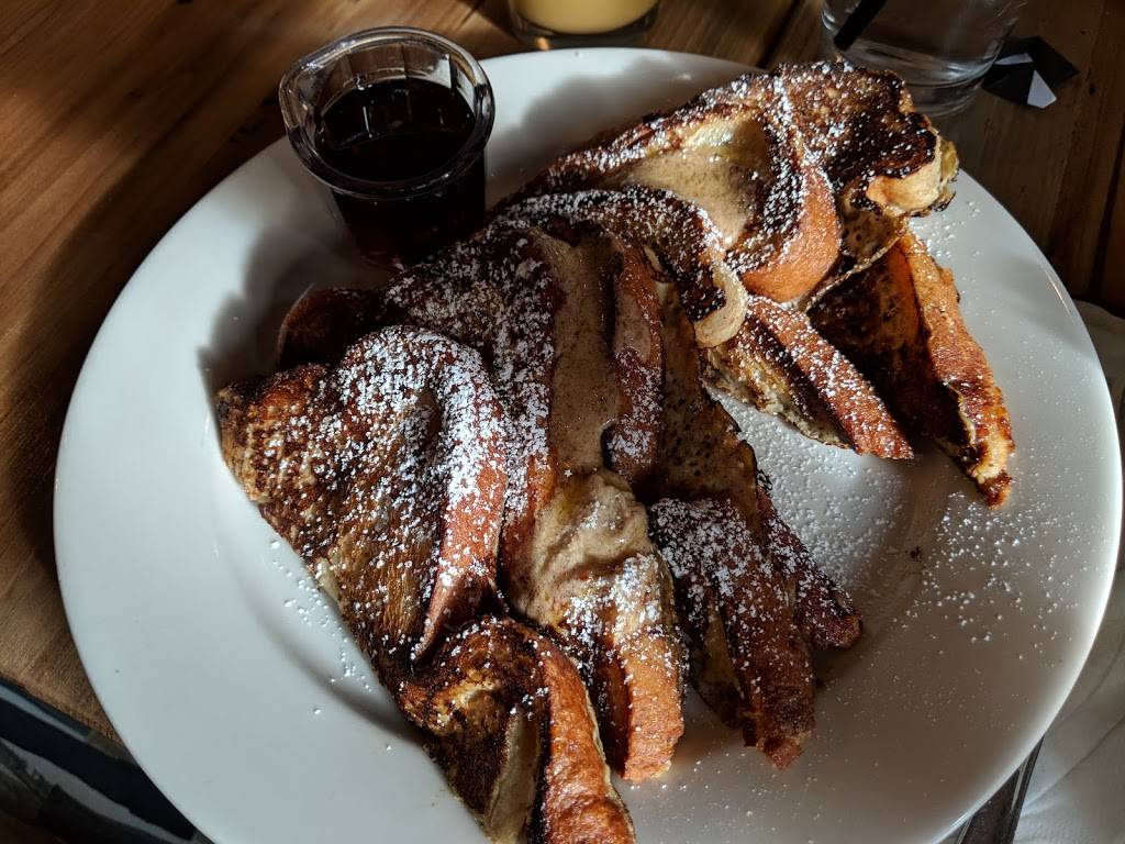 Elis Breakfast, Burgers, & Brews | restaurant | 12 Washington St, Natick, MA 01760, USA | 5085450669 OR +1 508-545-0669