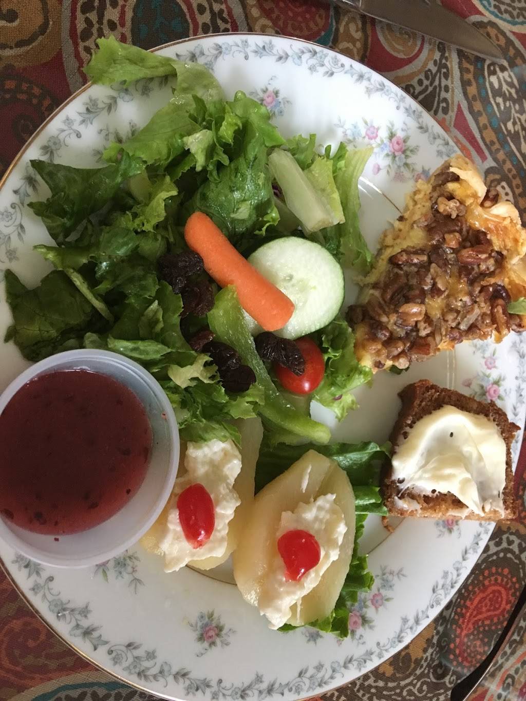 Lulus Tea Room | cafe | 3703 W Beaver Creek Dr, Powell, TN 37849, USA | 8659475858 OR +1 865-947-5858