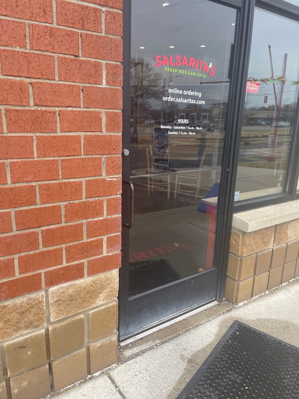 Salsaritas Fresh Mexican Grill | restaurant | 24791 Southfield Rd, Southfield, MI 48075, USA | 2482348600 OR +1 248-234-8600