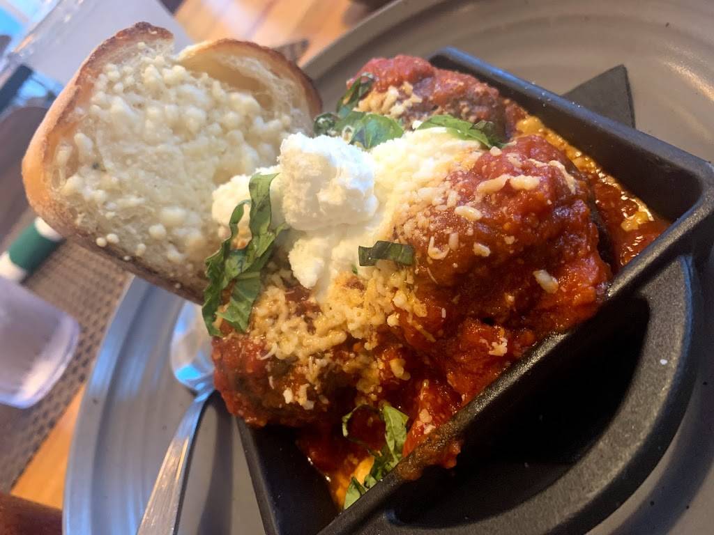 A3 Pizza-Pasta-Parm | restaurant | 65 Summer St, Kingston, MA 02364, USA | 7815856555 OR +1 781-585-6555