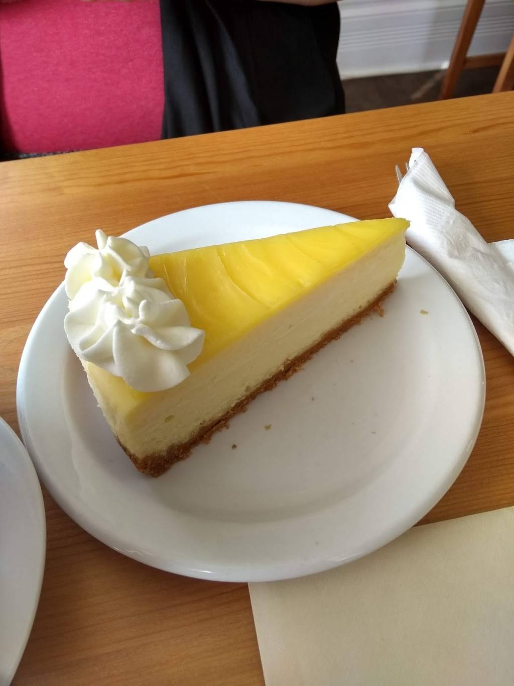 The Cup And Cake | cafe | 38 Ridout St W, Tillsonburg, ON N4G 2E1, Canada | 5194092253 OR +1 519-409-2253