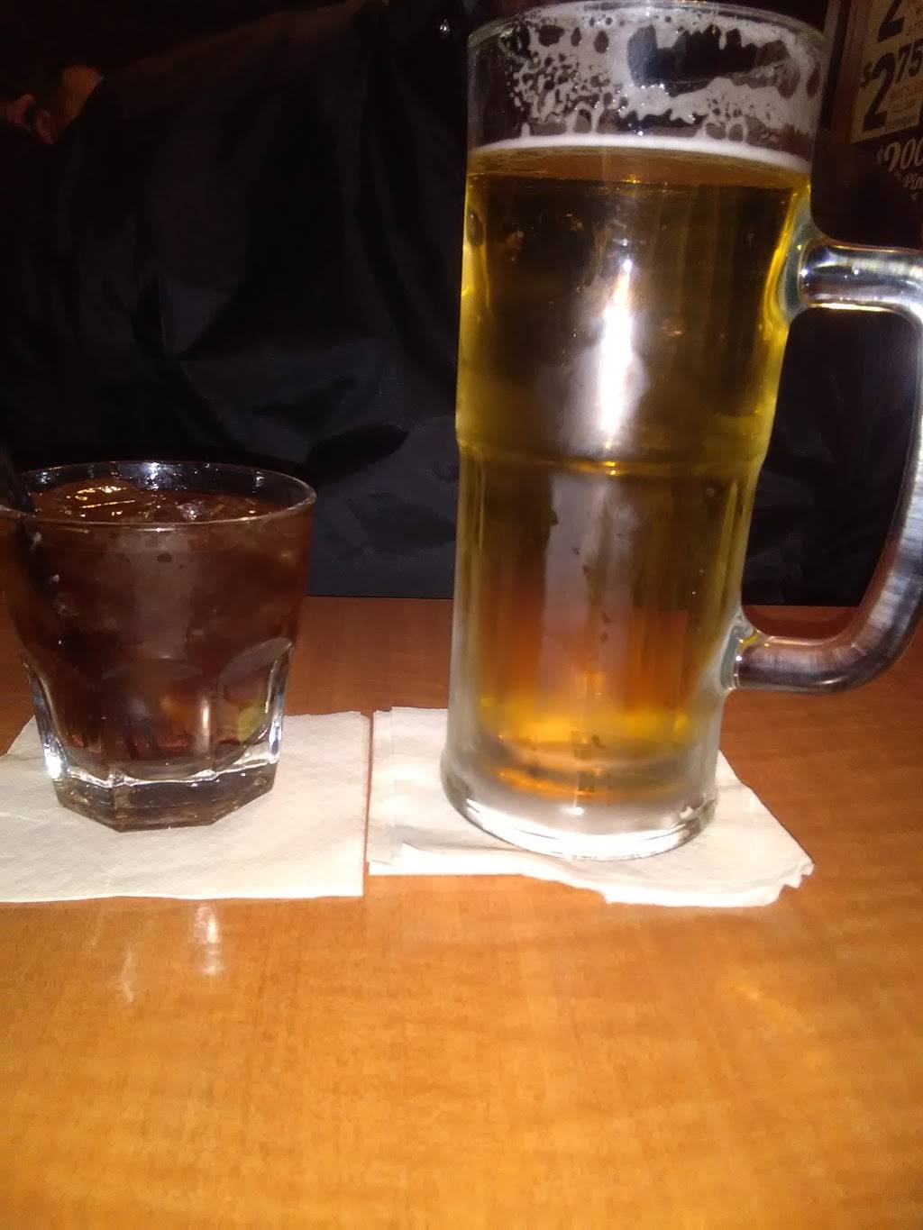 Goldies Saloon | restaurant | 45330 Romeo Plank Rd, Macomb, MI 48044, USA | 5862866991 OR +1 586-286-6991