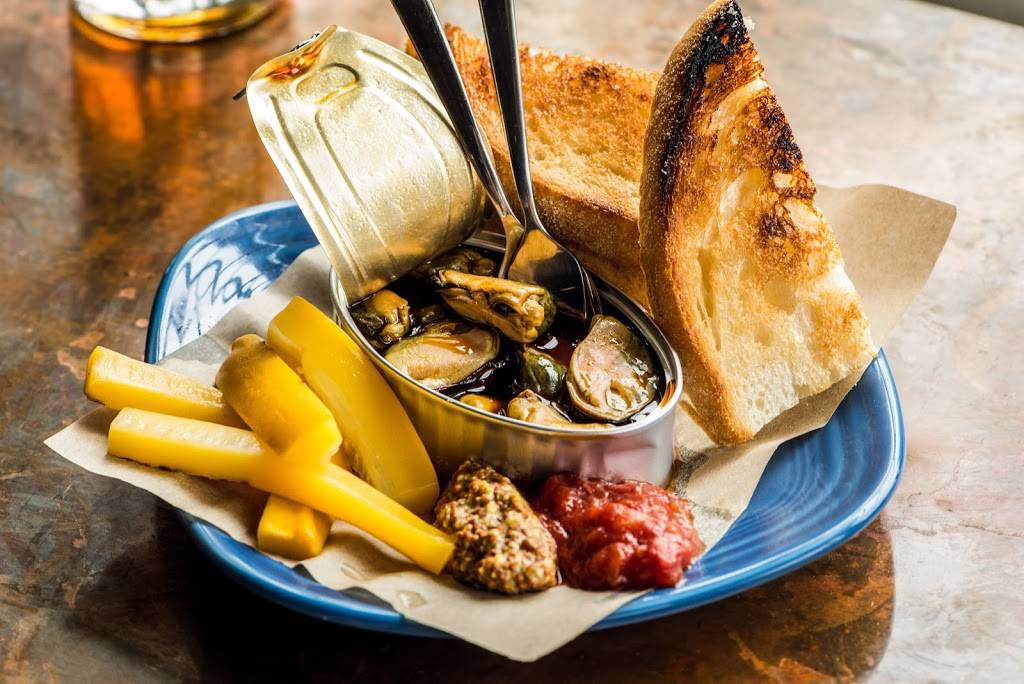 Izkina | restaurant | 2801 Elm St, Dallas, TX 75226, USA | 2147128118 OR +1 214-712-8118