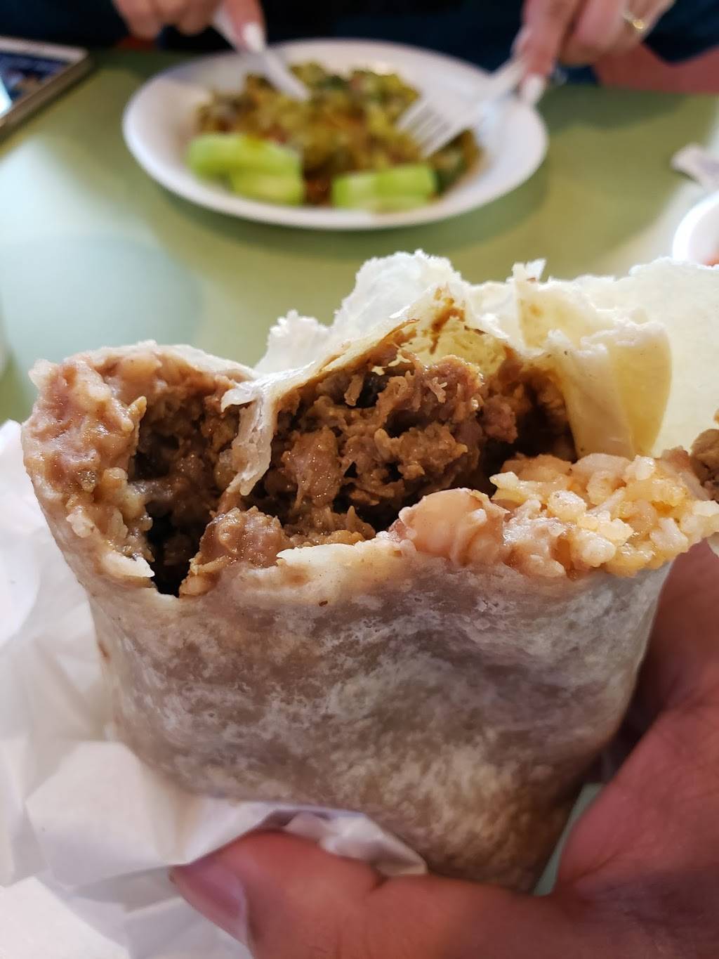 Tacos Melanos | restaurant | 623 E 6th St, Corona, CA 92879, USA | 9514963423 OR +1 951-496-3423