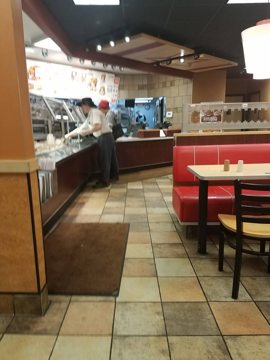 KFC | restaurant | 1616 W Washington St, Greenville, MI 48838, USA | 6167549675 OR +1 616-754-9675