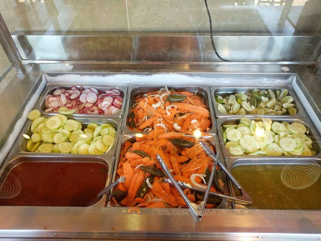 Robertos Taco Shop | restaurant | 10030 W Cheyenne Ave #130, Las Vegas, NV 89129, USA | 7022280134 OR +1 702-228-0134