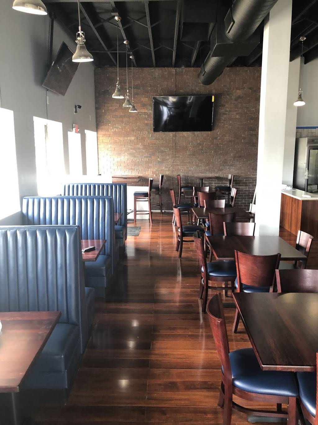 Harbor One | restaurant | 788 N Main St, High Point, NC 27262, USA | 3363073337 OR +1 336-307-3337