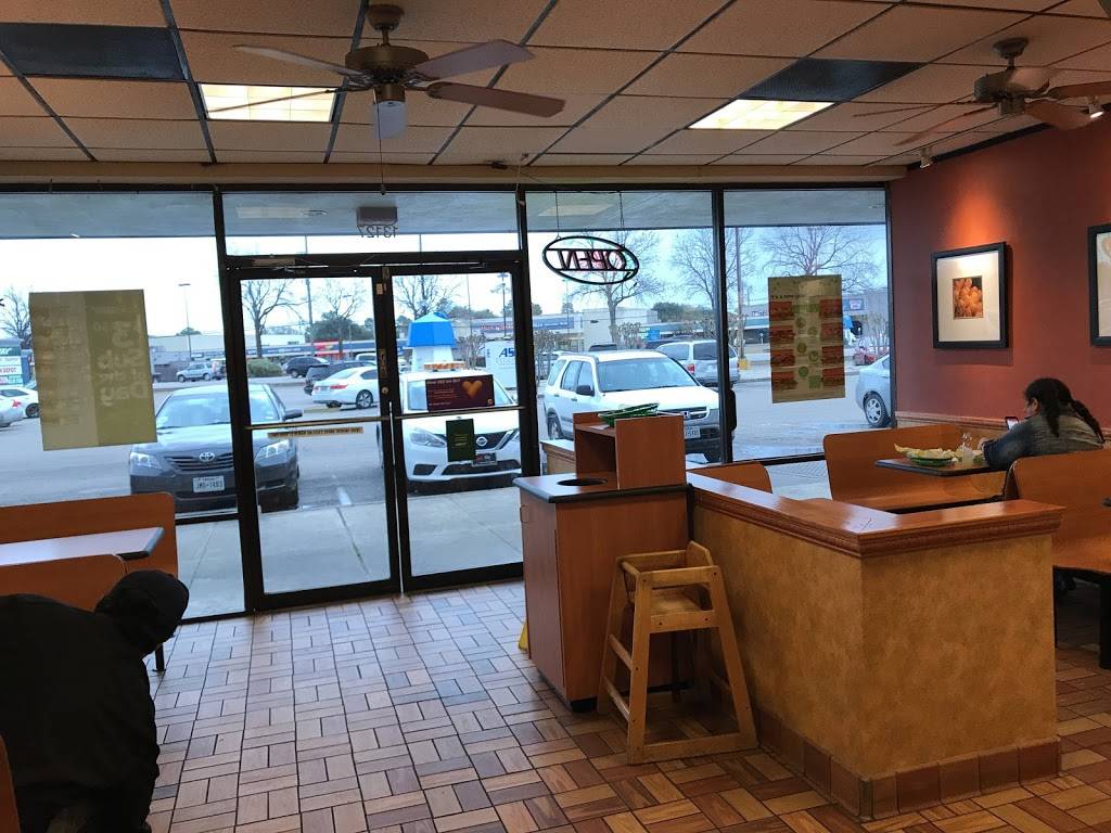 Subway Restaurants | restaurant | 13127 Veterans Memorial Dr, Houston, TX 77014, USA | 2815376960 OR +1 281-537-6960