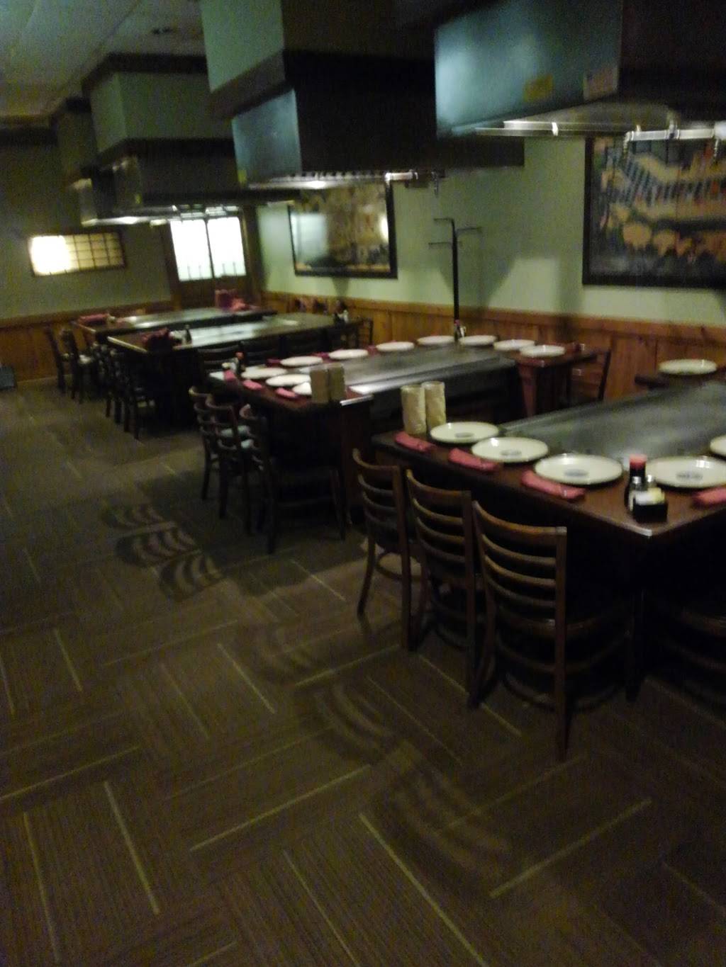 Kobe Japanese Steak & Seafood House | restaurant | 514 E Market St, Leesburg, VA 20176, USA | 7034438300 OR +1 703-443-8300