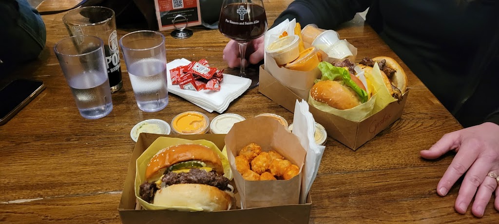 Copper Kings Burgers | restaurant | 3830 Oceanic Dr # 411, Oceanside, CA 92056, USA | 8583459475 OR +1 858-345-9475