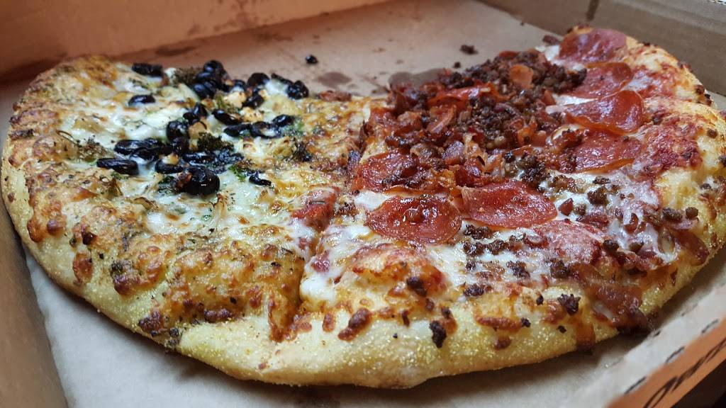 HotBox Pizza | restaurant | 715 Broad Ripple Ave, Indianapolis, IN 46220, USA | 3172577500 OR +1 317-257-7500