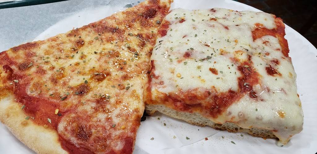 Little Italy Pizza | restaurant | 11 Park Pl, New York, NY 10007, USA | 2122277077 OR +1 212-227-7077