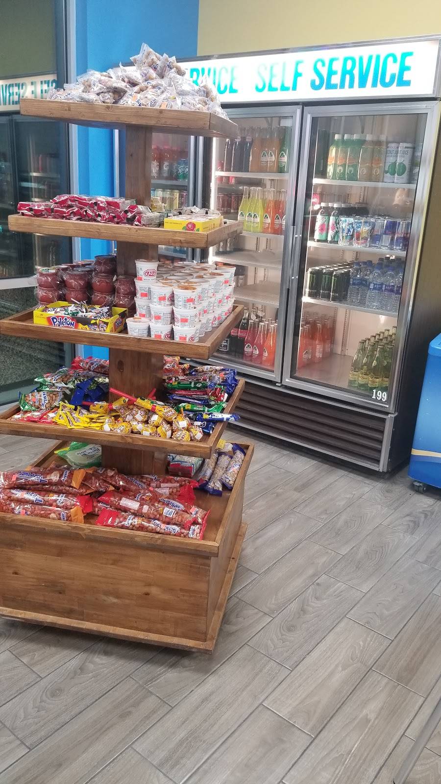 La Fuente Paleteria | restaurant | 2445 S Buckner Blvd, Dallas, TX 75227, USA | 9725980894 OR +1 972-598-0894