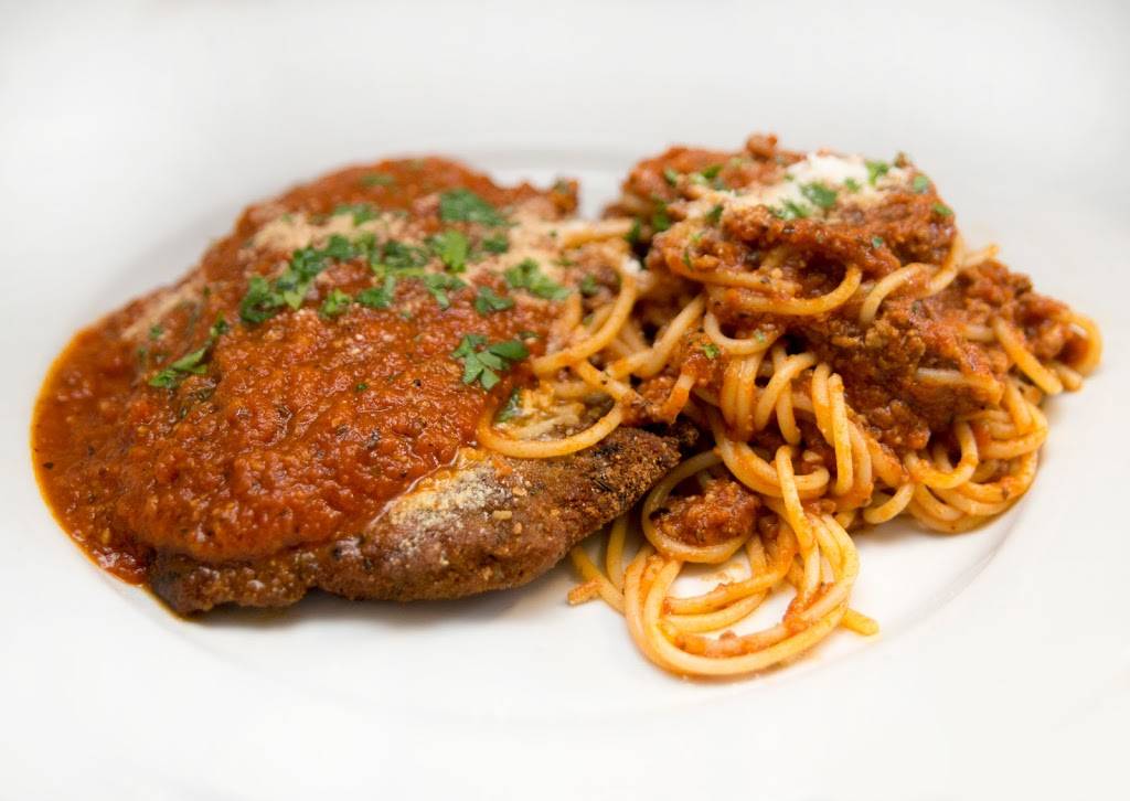 Casa Mia Ristorante | restaurant | 523 Notre Dame St, Belle River, ON N0R 1A0, Canada | 5197282224 OR +1 519-728-2224