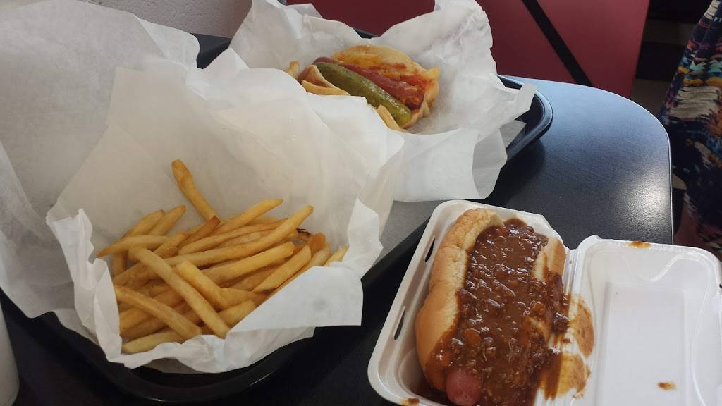 Henrys Drive-In | restaurant | 6031 Ogden Ave, Cicero, IL 60804, USA | 7086569344 OR +1 708-656-9344