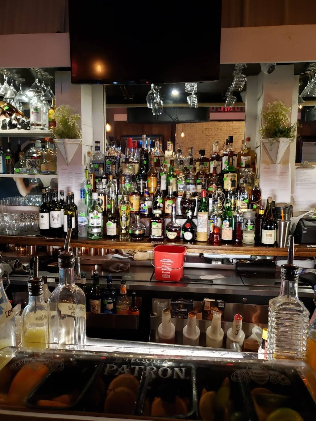 RUMCOW. | restaurant | 121 Grace St, Wilmington, NC 28401, USA | 9107694659 OR +1 910-769-4659