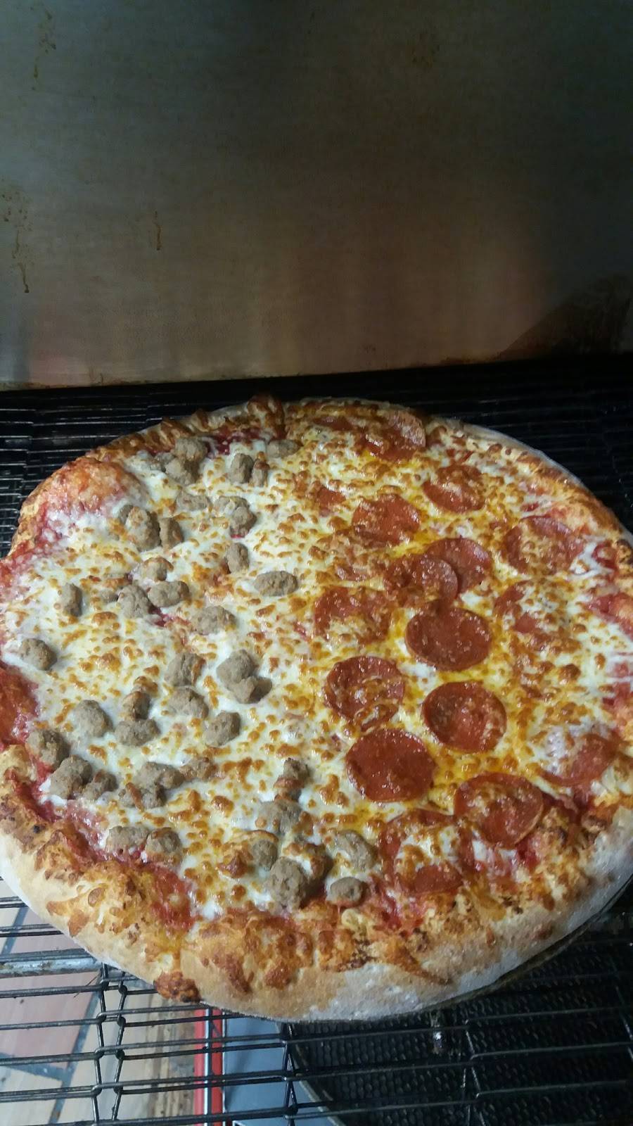 Chicago Pizza & Grill | restaurant | 2753 Edmondson Ave, Baltimore, MD 21223, USA | 4105665200 OR +1 410-566-5200