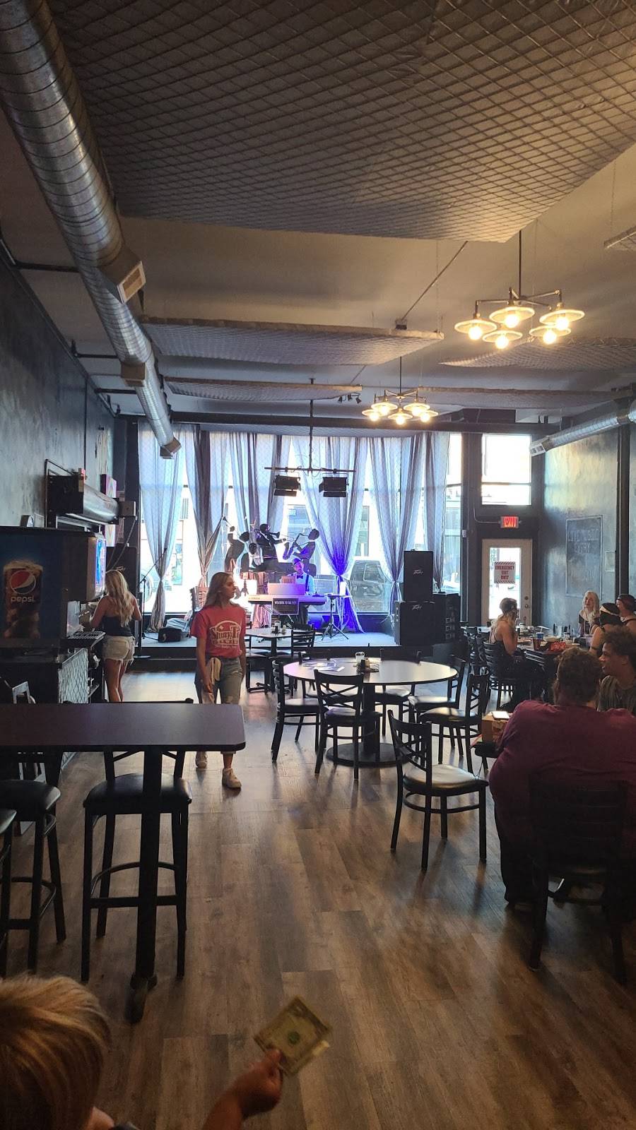 ShinyTop Brewing | restaurant | 520 Central Ave, Fort Dodge, IA 50501, USA | 5153028055 OR +1 515-302-8055