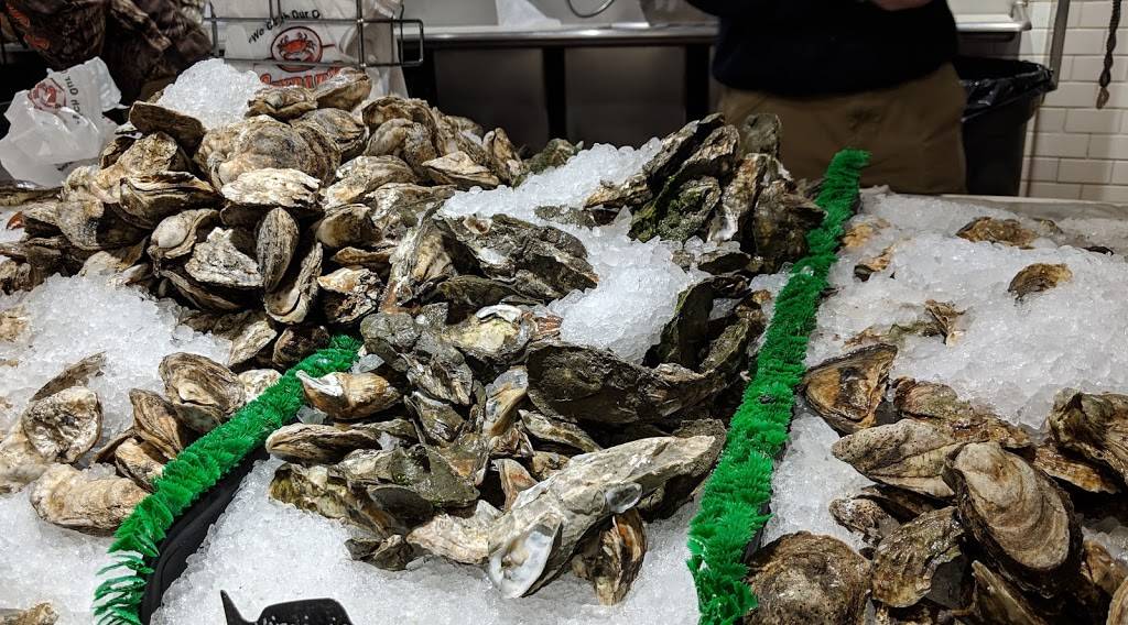 Conrads Crabs & Seafood Market -Parkville, MD | restaurant | 1720 E Joppa Rd, Parkville, MD 21234, USA | 4108821515 OR +1 410-882-1515