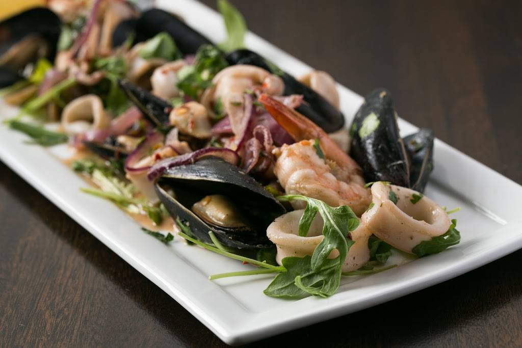 Kurah Mediterranean | restaurant | 1355 S Michigan Ave, Chicago, IL 60605, USA | 3126248611 OR +1 312-624-8611