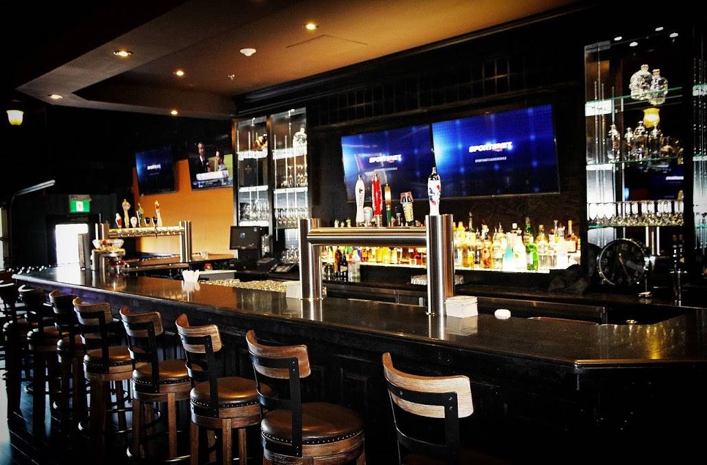 Whisky Johns Bar & Grill | restaurant | 843 King St W, Oshawa, ON L1J 2L4, Canada | 9055714533 OR +1 905-571-4533