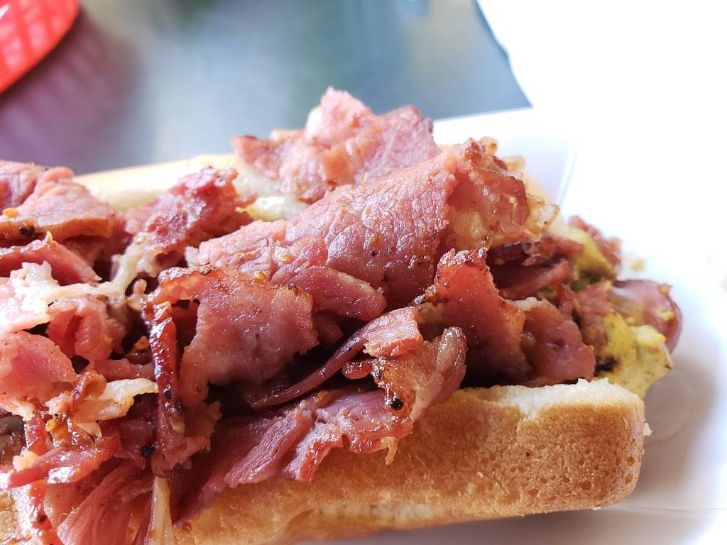 Larrys Chili Dog | restaurant | 3122 W Burbank Blvd, Burbank, CA 91505, USA | 8188420244 OR +1 818-842-0244