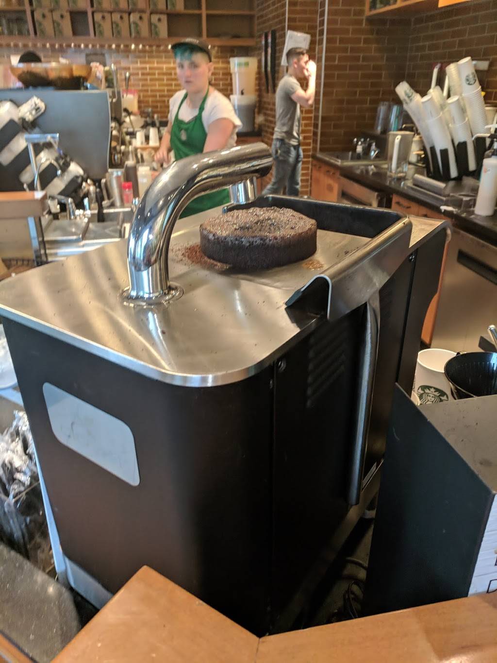 Starbucks | cafe | 3555 W Cary St, Richmond, VA 23221, USA | 8043537512 OR +1 804-353-7512