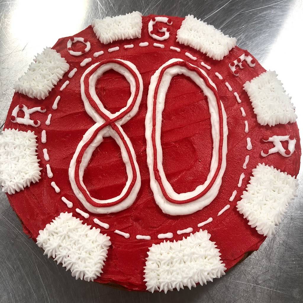 Mei Meis Cookies & Creamery LLC | restaurant | 113 E Elm St, River Falls, WI 54022, USA | 7156292100 OR +1 715-629-2100