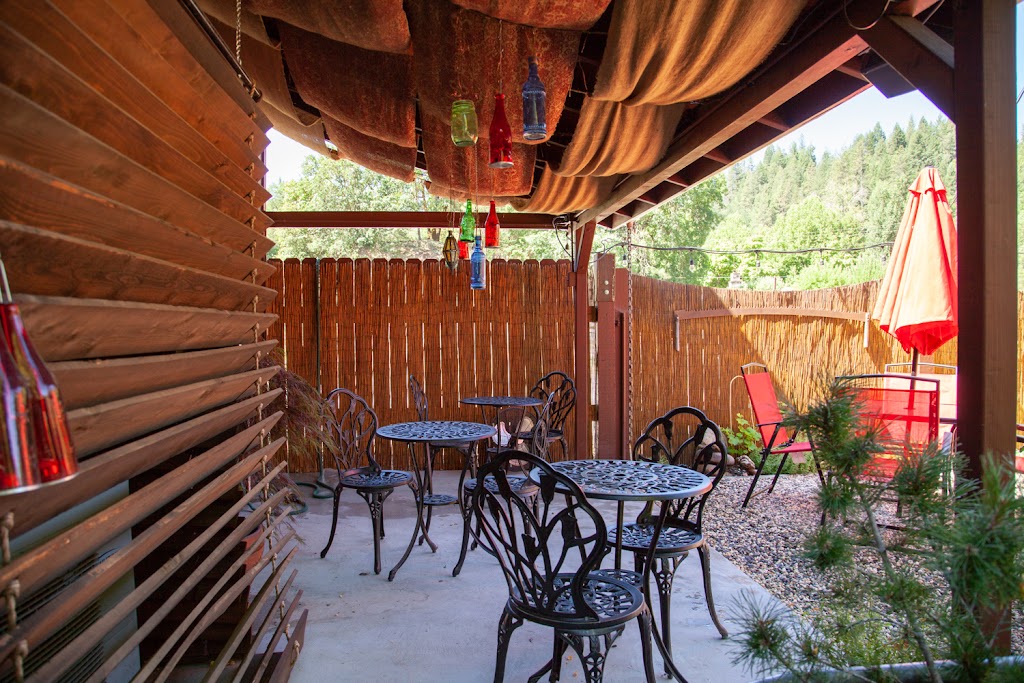 The Cafe at Indian Creek | restaurant | 520 Main St, Weaverville, CA 96093, USA | 5306231951 OR +1 530-623-1951