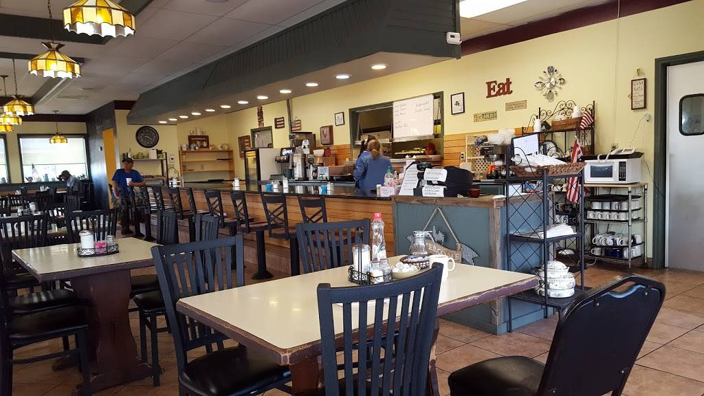 Kinfolks Restaurant | restaurant | 4817 NW Stallings Dr, Nacogdoches, TX 75964, USA | 9365692422 OR +1 936-569-2422