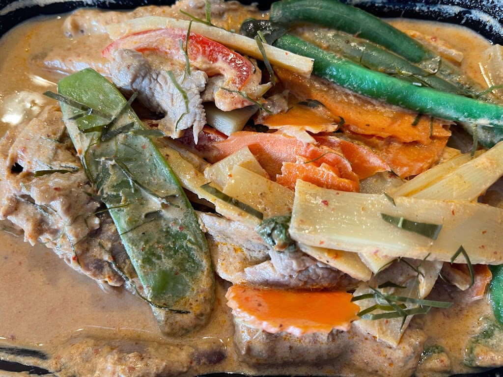 Pad Thai | restaurant | 2180 Pleasant Hill Rd b3, Duluth, GA 30096, USA | 7706769667 OR +1 770-676-9667