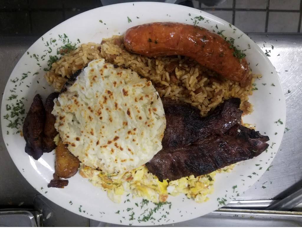 PUNTO ROJO IV | restaurant | 1049 Front St, Uniondale, NY 11553, USA | 5164833203 OR +1 516-483-3203