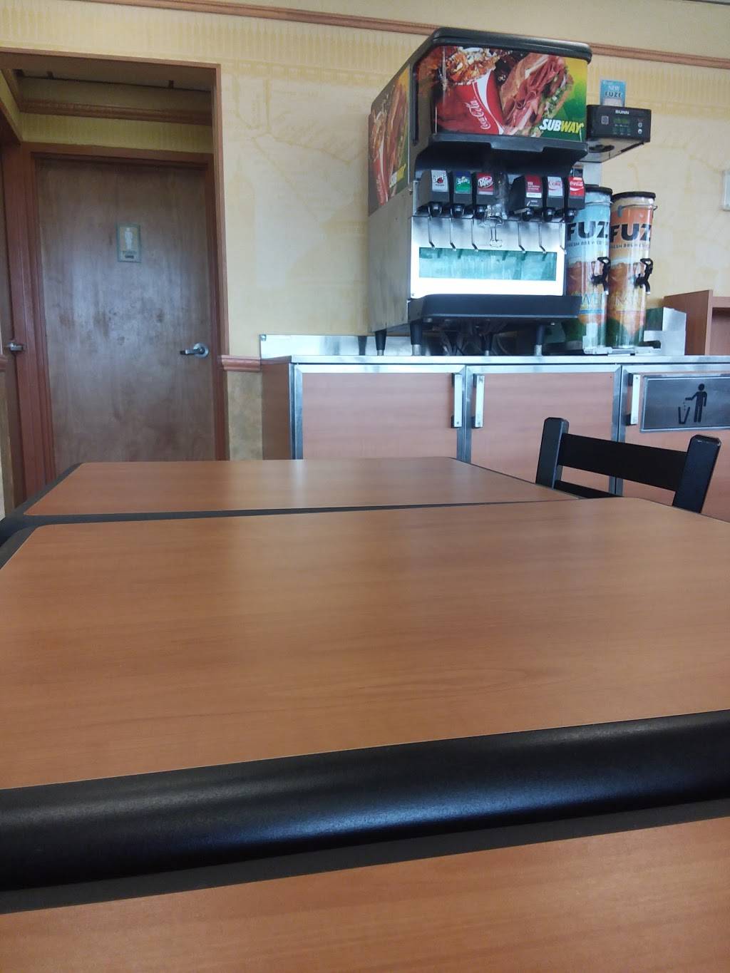 Subway | restaurant | 3611 Avenue F, Bay City, TX 77414, USA | 9792444782 OR +1 979-244-4782