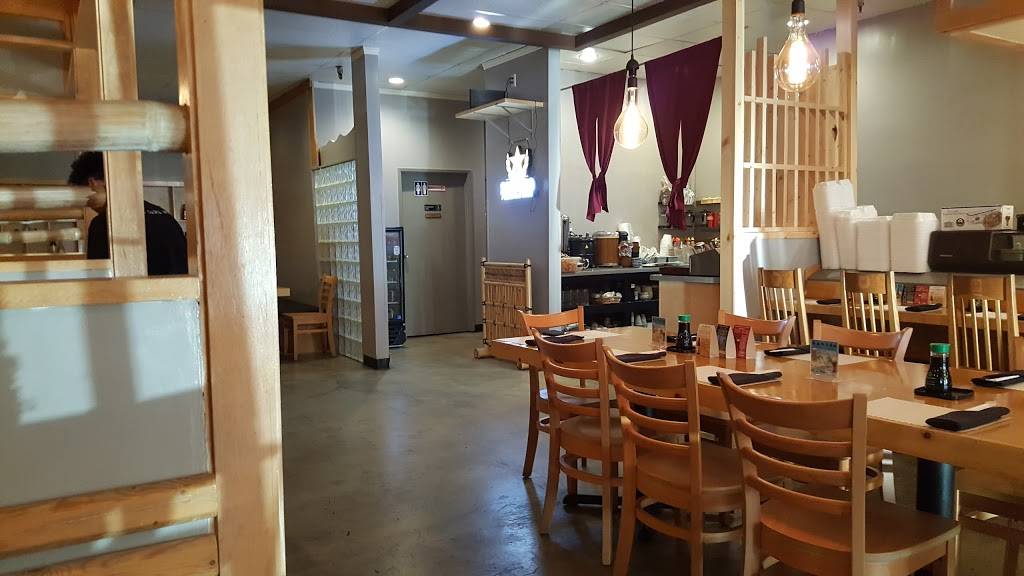 Sushi Bear | restaurant | 17292 McFadden Ave, Tustin, CA 92780, USA | 7148844172 OR +1 714-884-4172