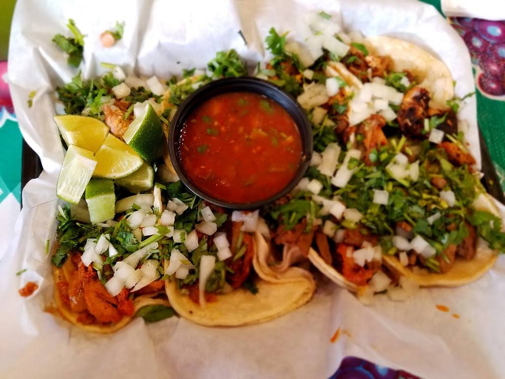 Chachos | restaurant | 87 E San Fernando St, San Jose, CA 95113, USA | 4082934321 OR +1 408-293-4321