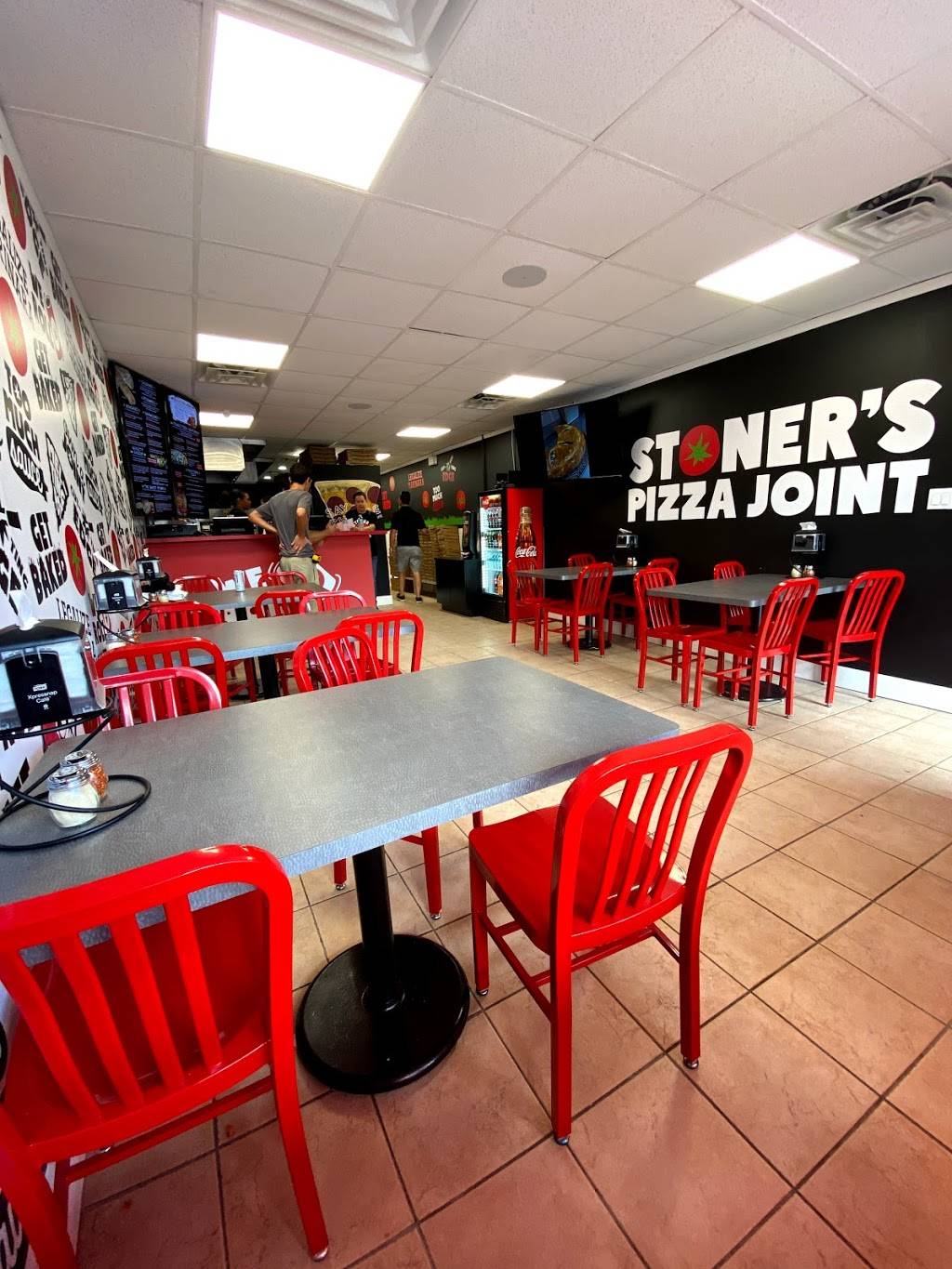 Stoners Pizza Joint | restaurant | 1509 E Las Olas Blvd, Fort Lauderdale, FL 33301, USA | 9545334851 OR +1 954-533-4851