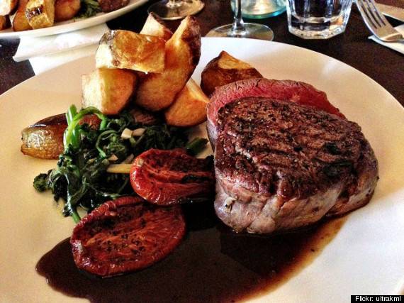 Cudas Tap & Grill | restaurant | 1107 Lorne Park Rd, Mississauga, ON L5H 3A1, Canada | 9052743318 OR +1 905-274-3318