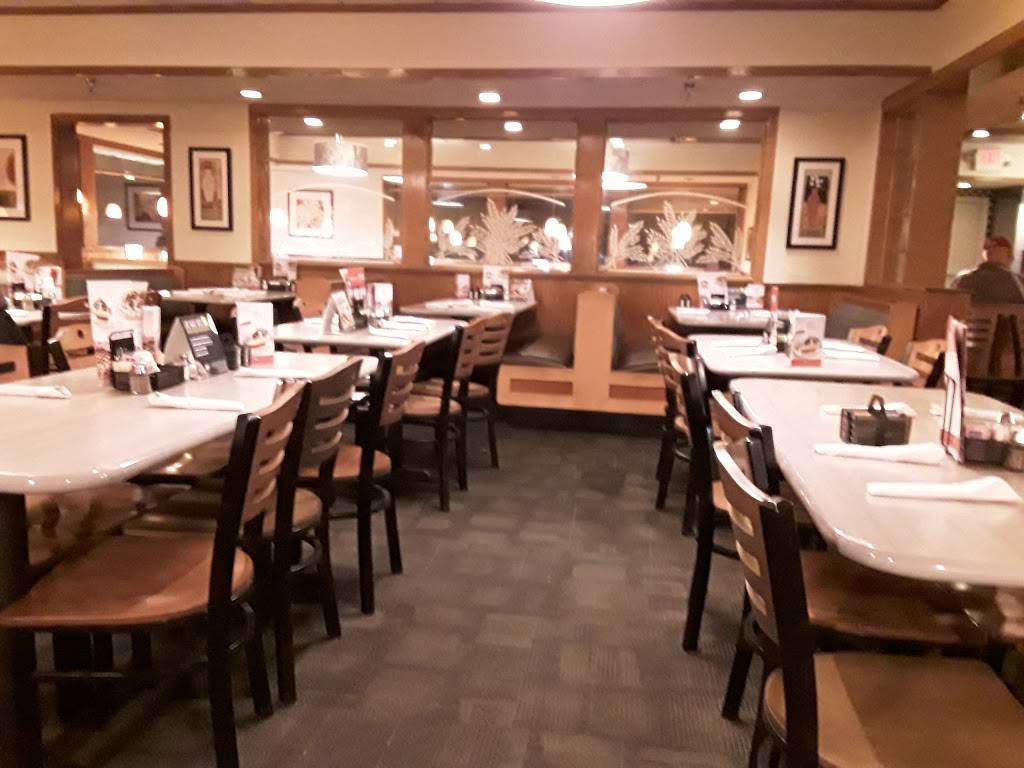 Perkins Restaurant & Bakery | restaurant | 1445 Darling Dr, Worthington, MN 56187, USA | 5073727761 OR +1 507-372-7761