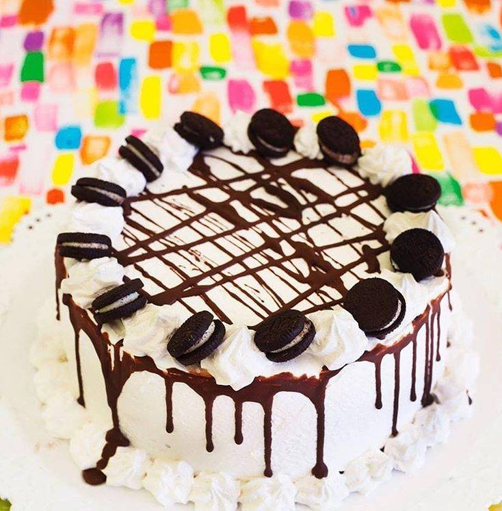 Menchies Frozen Yogurt | bakery | 10922 W National Ave, West Allis, WI 53227, USA | 4148827773 OR +1 414-882-7773