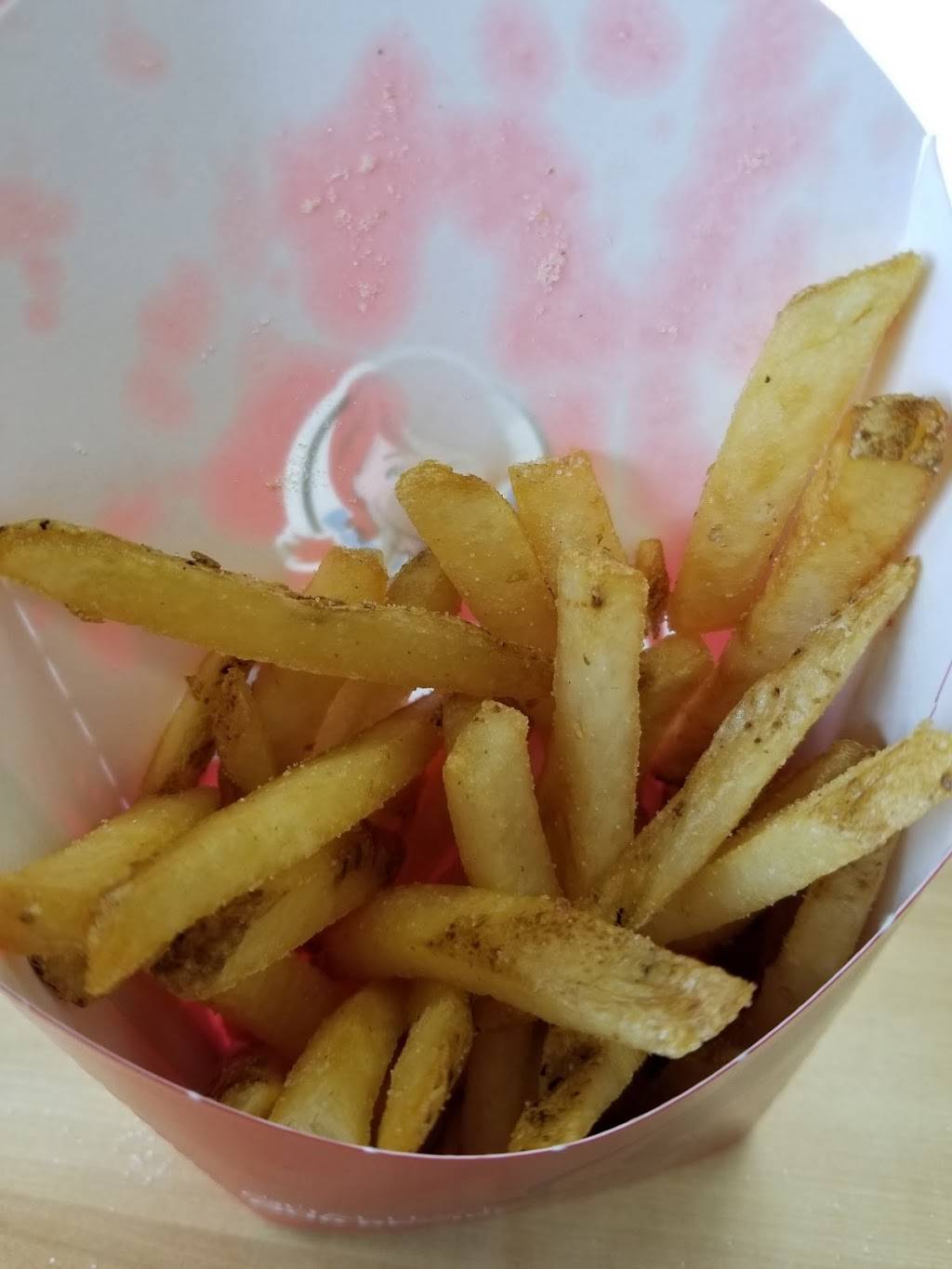 Wendys | restaurant | 2421 S Stoughton Rd, Madison, WI 53716, USA | 6082231120 OR +1 608-223-1120