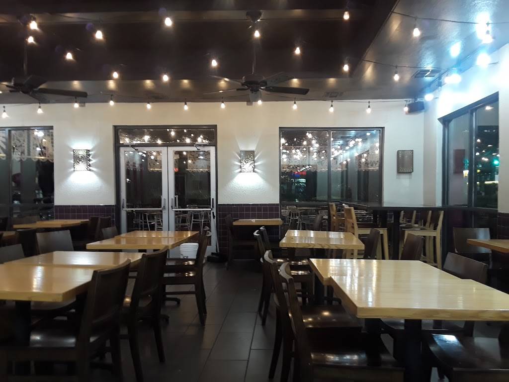 Taco Cabana | restaurant | 2347 E Southcross, San Antonio, TX 78223, USA | 2105322422 OR +1 210-532-2422