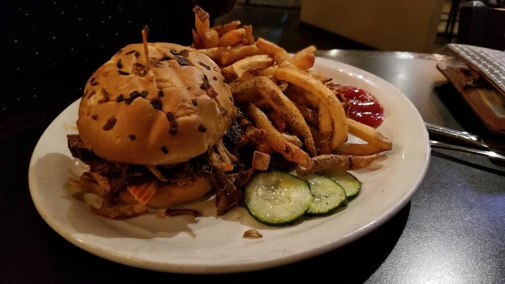 The Exchange Food and Drink | restaurant | 500 5th Ave NW, New Brighton, MN 55112, USA | 6513486289 OR +1 651-348-6289