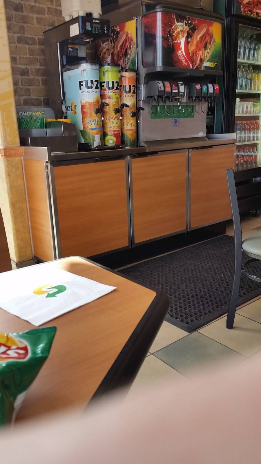 Subway Restaurants | restaurant | 10150 Hwy 6, Sugar Land, TX 77498, USA | 2818796120 OR +1 281-879-6120