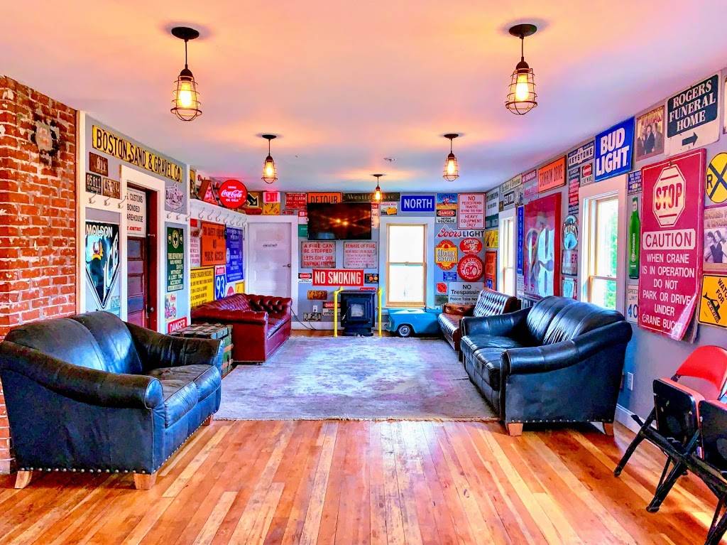 the burg. | restaurant | 8 Back Lake Rd, Pittsburg, NH 03592, USA | 6035387400 OR +1 603-538-7400